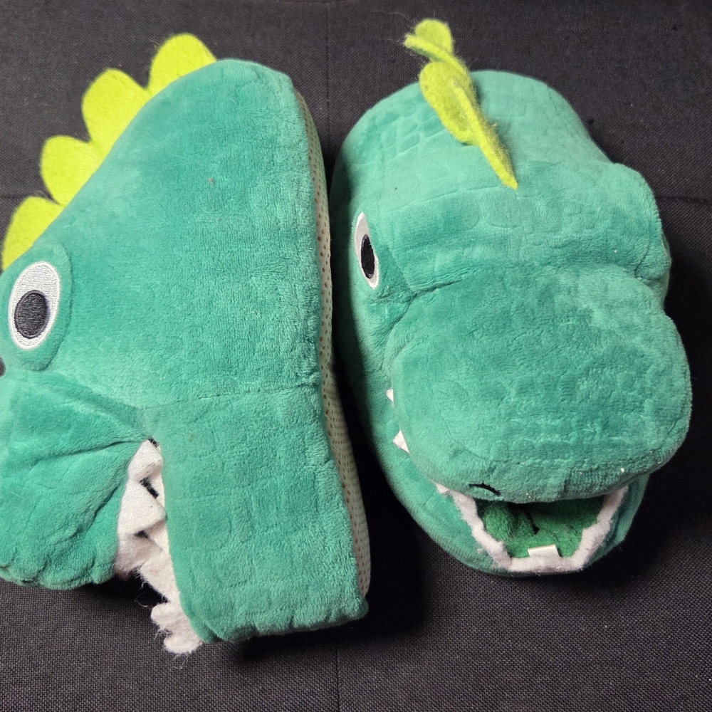 Old Navy Green Dinosaur Kids Moccasins